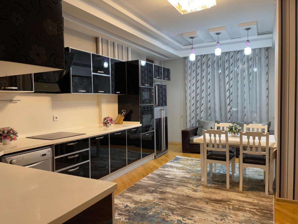 Park Azure Residence Bakoe Buitenkant foto