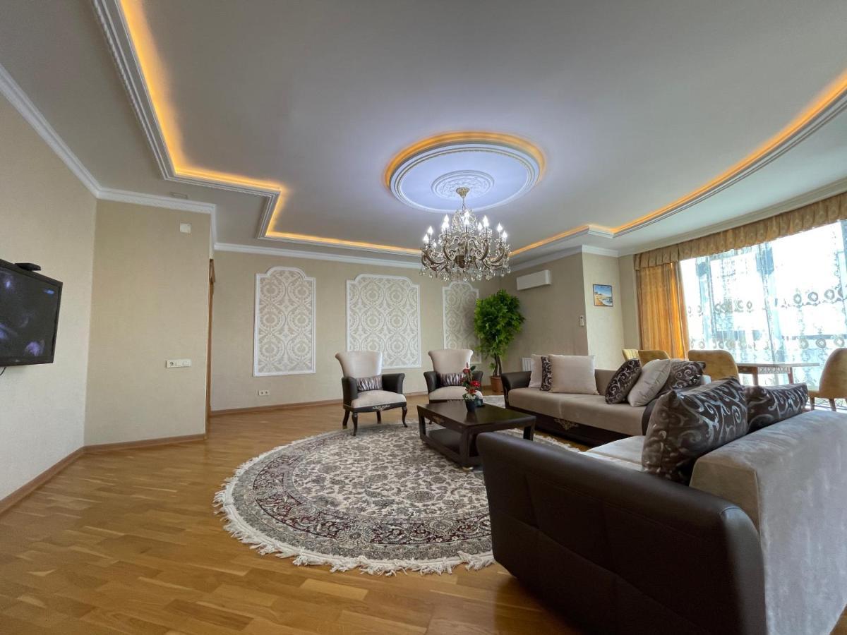 Park Azure Residence Bakoe Buitenkant foto